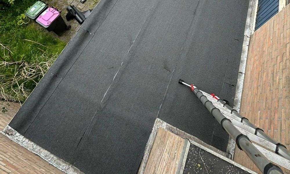 Plat dak geplaatst door dakdekker in BerkelenRodenrijs